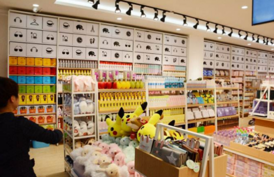 加品生活 十元店连锁品牌的“一站式”购物魅力